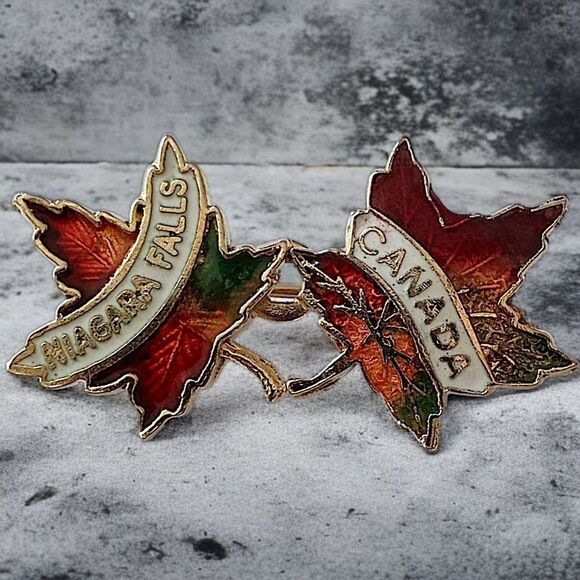 Vintage Niagra Falls Canada Pin Brooch Souvenir Double Maple Leaf Enamel Tourist - Picture 11 of 11